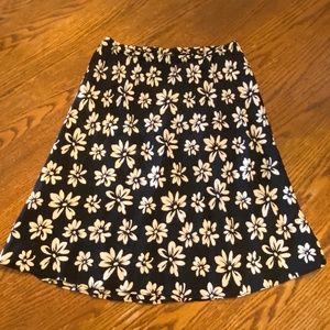 Salaam Women’s above knee shirt sz Small made in USA